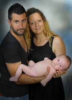 photo de portrait shooting bébé  la seyne var couleur