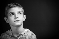 portrait shooting enfant noir et blanc photographe 